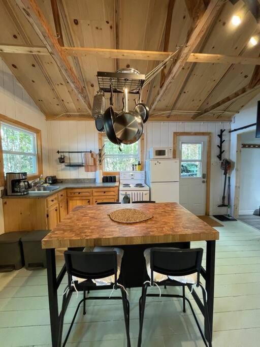 Leland'S Lakehouse วูล์ฟวิลล์ ภายนอก รูปภาพ